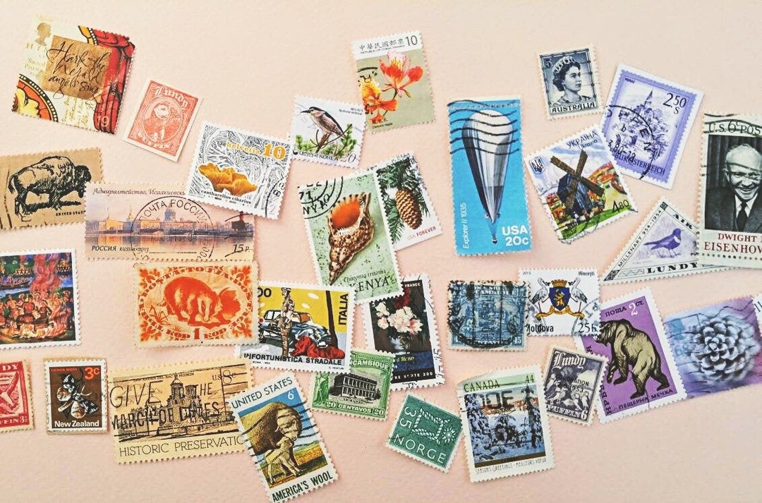 15 TROPICAL FLOWERS Vintage Postage Stamps for Crafting Collage