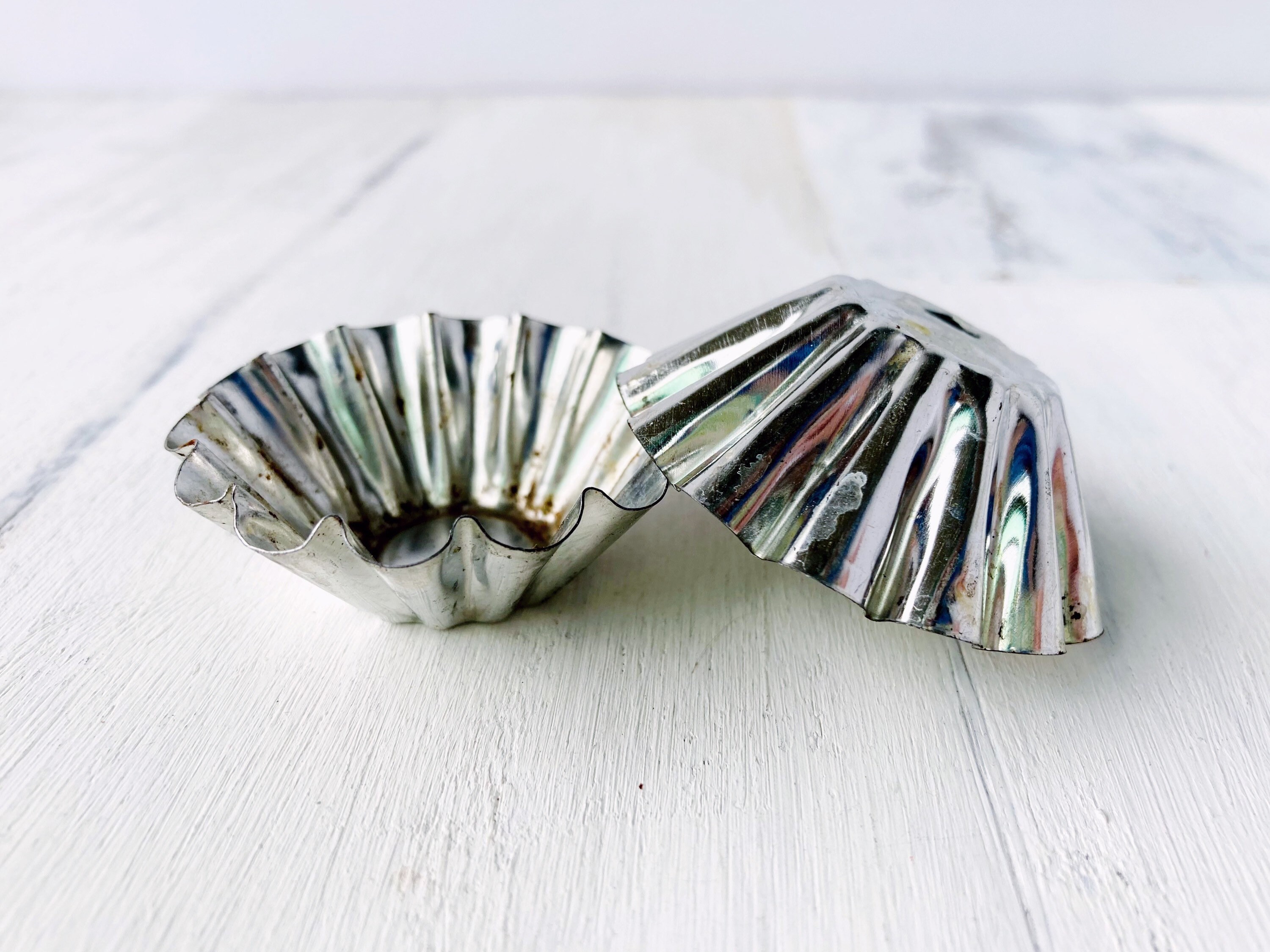 Tiny Vintage Tart Tins Set of 10 Fluted Steel Baking Molds Etsy