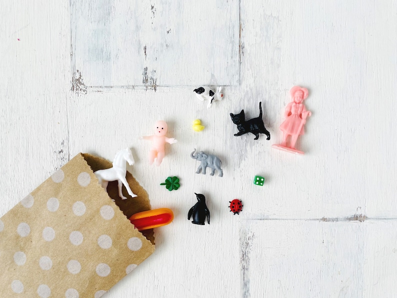 Vintage Miniature Trinkets Tiny Plastic Toys for Advent Calendars Christmas Crackers Party Favors Gumball Machine Charms image 2