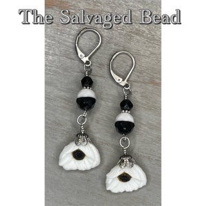 Antique Art Deco Gatsby Flapper Black and White Glass Poppy Earrings by The Salvaged Bead