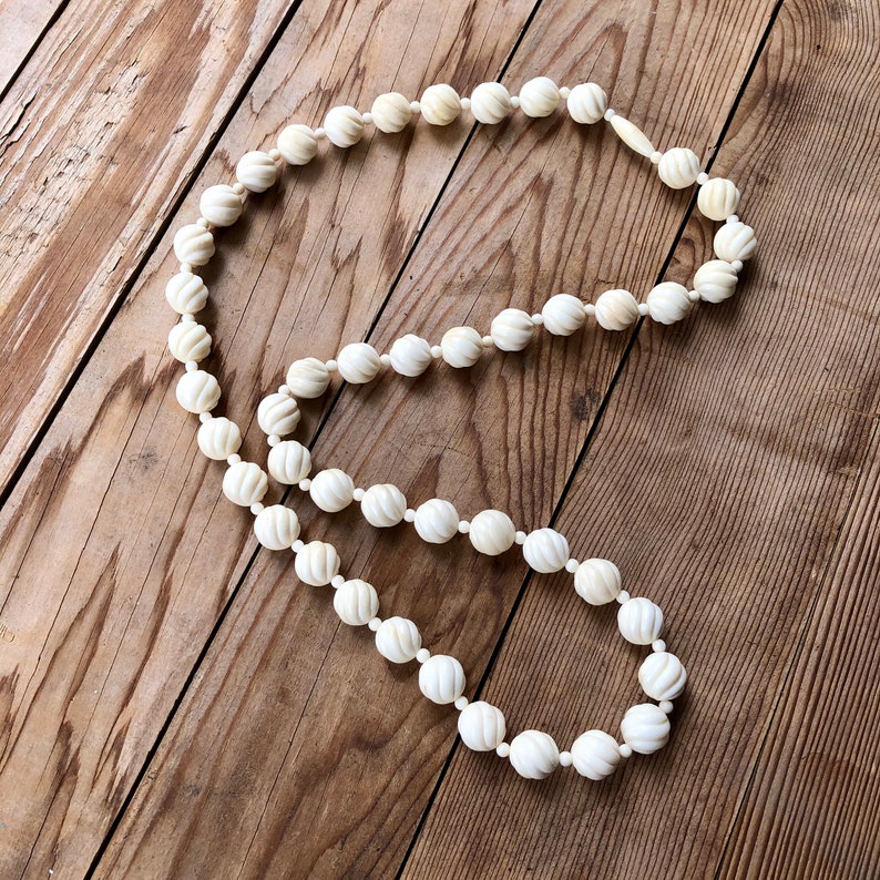 Vintage Cream Colored Beaded Necklace