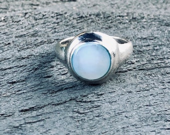 Vintage Sterling Silver Moonstone Ring - Size 8.5