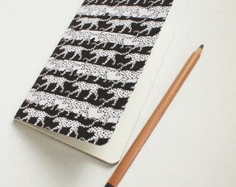 Mini journal covered with Mono Leopard fine paper