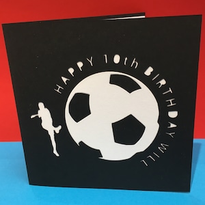 Carte d'anniversaire de football - personnalisée - football - footballeur - papier découpé - sport - pour garçon - homme - enfant - fils - mari, petit ami