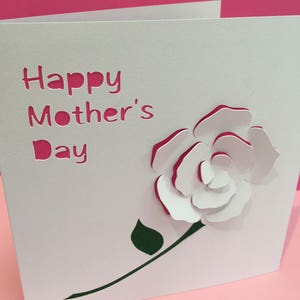 Carte de fête des mères - rose en papier découpé - carte personnalisée - carte de voeux fleurs en papier découpé - dimanche des mères - carte pour maman - carte de fête des mères