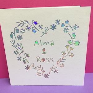 Carte de mariage personnalisée - Papier découpé - Belle - Fleurs - Carte de fiançailles - Carte d'anniversaire - Félicitations - Carte de voeux faite à la main