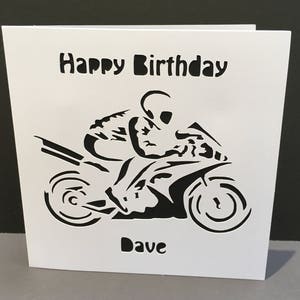 Carte de moto - carte d'anniversaire - carte de fête des pères - voeux fait main en papier découpé - découpe de papier - personnalisée pour lui, mari, petit ami, fils