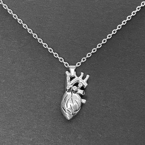 Hannibal cosplay prop heart necklace | anatomical human heart jewellery | Eat the Rude fannibal gift | replica body part prop jewelry