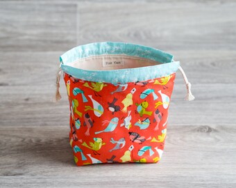 Drawstring project bag, knitting on the go.