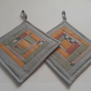 Beige potholders Handmade Pot holders Set of 2 Kitchen gift Backing potholders image 4