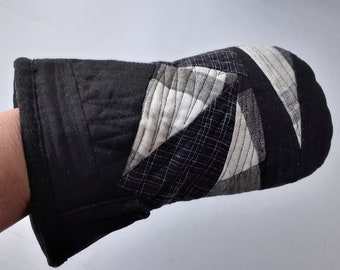 Oven Mitt Black White Linen Kitchen Glove Handmade Quilted Backing Glove