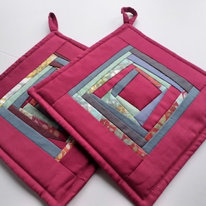 Set of 2 Potholders Handmade Quilted Kitchen Decor Washable Pot Holders