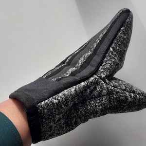 Kitchen Glove Thick Oven Mitt Baking Loves Pot Holder Kitchen Gift
