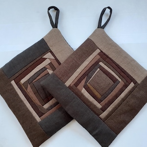 Brown Linen Potholders Set Of 2 Quilt Patchwork Pot Holders Kitchen decor Gifts