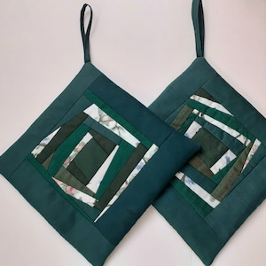Green Pot Holders Quilted Patchwork Handmade Potholders Kitchen Decors Set Of 2