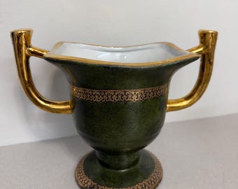 ORIENTAL ACCENT INC groene urnvaas met dubbel handvat 9"