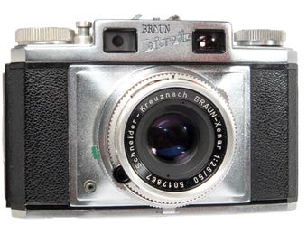 Braun Nizo S480 Super 8 Camera With F/1.8 Schneider-kreuznach Lens