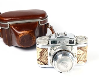 Braun Super Paxette 35mm Camera in Snakeskin leather, from 1956, Working Good Condition Classic Camera + Case