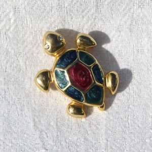 REDUCED USD 3 - Vtg 80s Enamel Tortoise Pin
