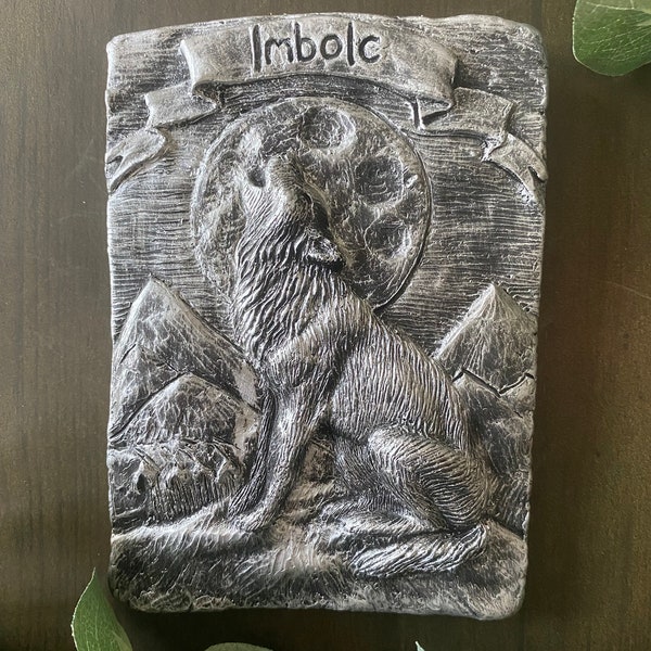 Wolf ‘imbolc’ sabbat plaques in silver coloured finish