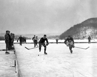 Winter Gallery Wall Art: Black and White Antique Photo Prints