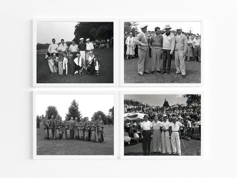 Puede incluir: Cuatro fotograf&iacute;as en blanco y negro de grupos de hombres en un campo de golf. Los hombres llevan sombreros y sostienen palos de golf. Las fotos est&aacute;n enmarcadas en blanco.