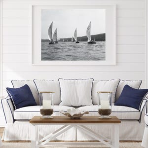 Arte náutico, impresión fotográfica vintage de regata de veleros, decoración de pared para casa de lago, reproducción personalizada en blanco y negro, seleccione el tamaño, decoración de verano para el hogar imagen 6