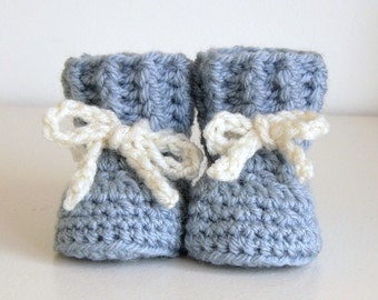 CROCHET PATTERN baby booties ⨯ shoes slippers ⨯ gender neutral ⨯ worsted weight yarn ⨯ PDF ⨯ Lovely Laces Baby Booties by Repeat After Me