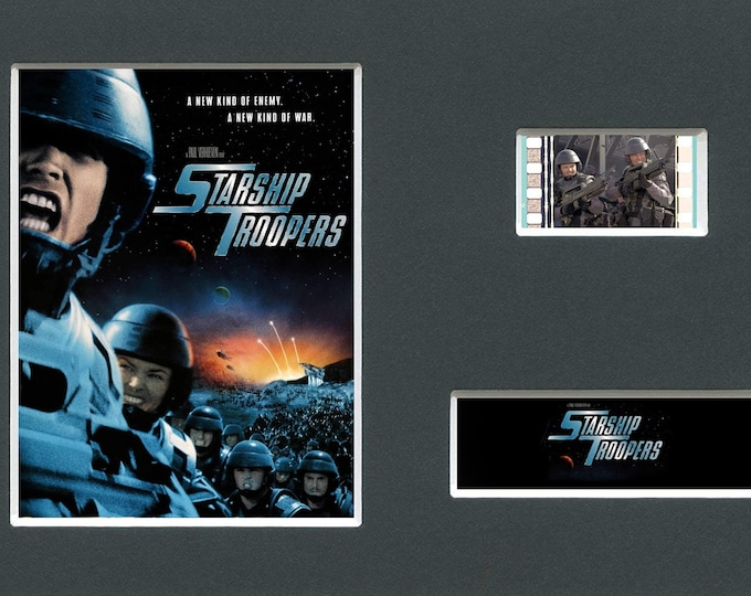Cellule de film originale rare et authentique de Starship Troopers du film montée, prête à être encadrée !