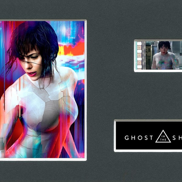 „Ghost in the Shell“ von Scarlett Johansson, original seltene und echte Filmzelle aus dem Film, fertig zum Einrahmen montiert!