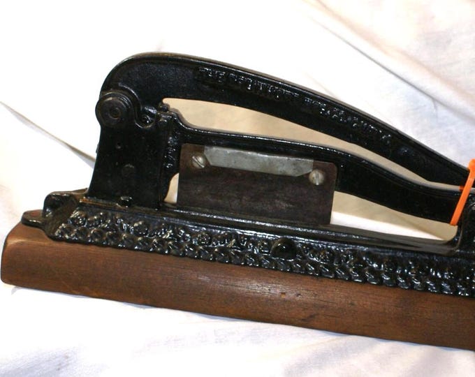 Co Cutter Antique Corkpress/tobacco Cutter Combination