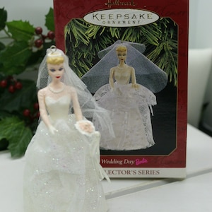 Ornamento de lembrança de marca registrada do &quot;Dia do casamento&quot; da Barbie / Caixa original / 4º da série de ornamentos da Barbie