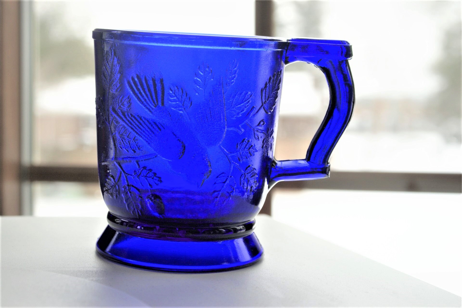 Bryce Brothers Vintage Cobalt Blue Mug/ Robin on a Tree Limb /Very good condition