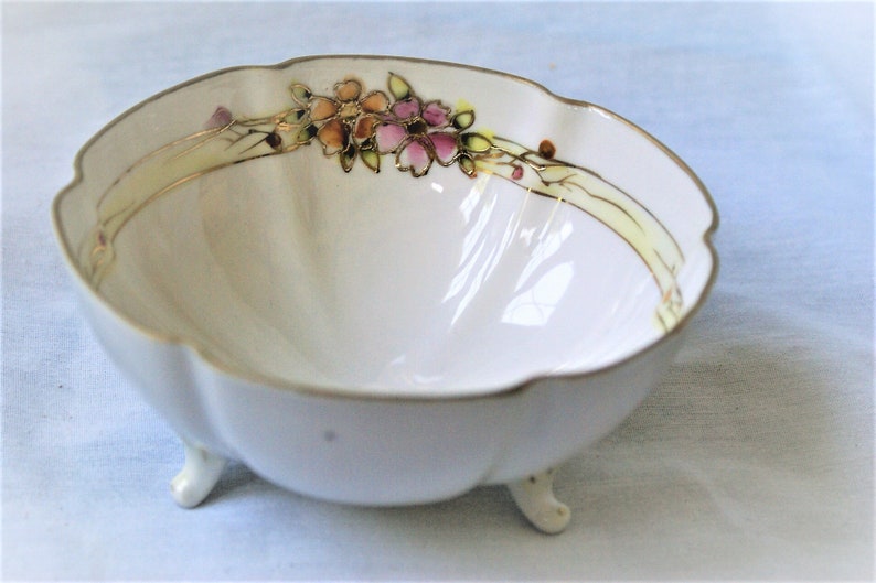 SALE Prussia Hand Painted Dresser Box Vintage Nippon Bowl /& E.S