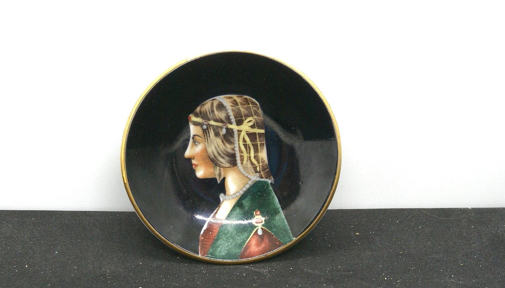 Vintage 4" Hand Painted Woman Portrait Plate /Made in Occupied Japan SGK China /Porcelain Plate Wall Hanging