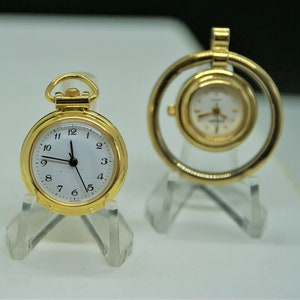 2 Pendant Watches / Quartz Watches / Gold Tone Metal