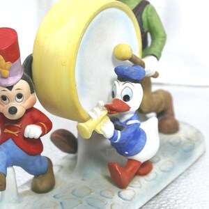 Figura de porcelana de la banda de música de Mickey Mouse, Goofy y el Pato Donald de Disney de los años 80 imagen 2