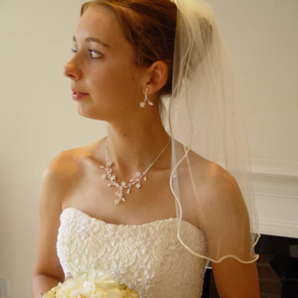 IVORY Wedding Veil Shoulder length 20" Single tier satin rattail cord edge + swarovski AB scatter Crystals 1 Tier + Pearl Earrings Boxed