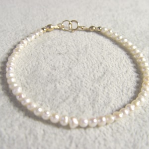 Freshwater small Seed Pearl Bracelet 14k yellow Gold fill Clasp 6.5&quot; 7&quot; 7.5&quot; 8&quot; - 16cm 18cm 19cm 20cm Bridal Girls pearls Jewellery BOXED
