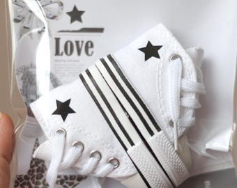 Shoes for Disney Animator doll 16&quot;.