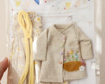 Dolls clothes for Paola Reina.