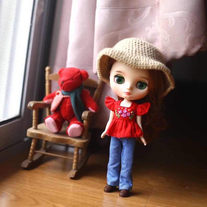 Doll clothes for Middie blythe. image 8