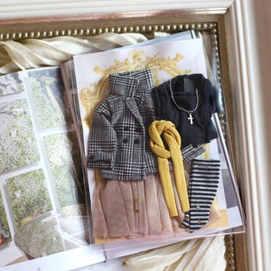 Doll clothes for yosd.