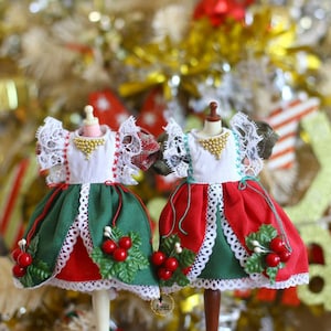 Christmas dresses.Doll clothes for Neo Blythe / Pullip / Licca doll.