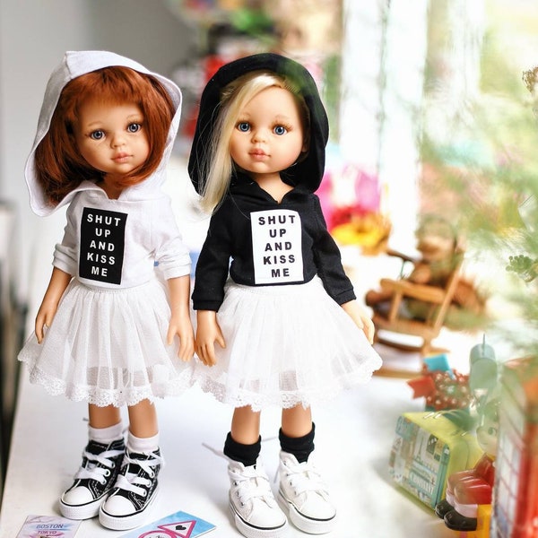 Dolls clothes for Paola reina.