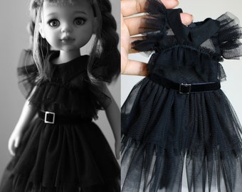 Dolls clothes for Paola Reina.
