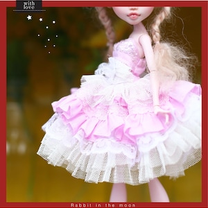 Clothes for M H  dolls.