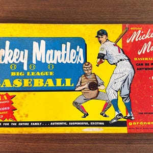 Vintage 1950s era Baseball game by Milton Bradley - Excellent Condition with bat and 8 small marbles