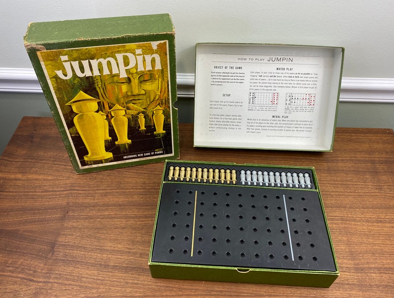 Vintage 1964 Jumpin A Game of Pawns 3M Bookshelf Game Complete image 4