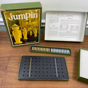 Vintage 1964 Jumpin A Game of Pawns 3M Bookshelf Game Complete image 5